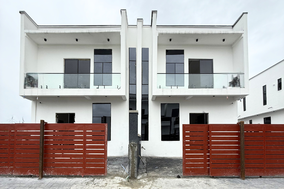 4 Bedroom Semi-Detached House