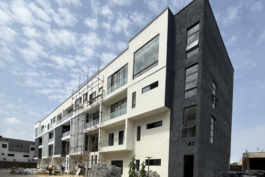 4 Bedroom Terrace