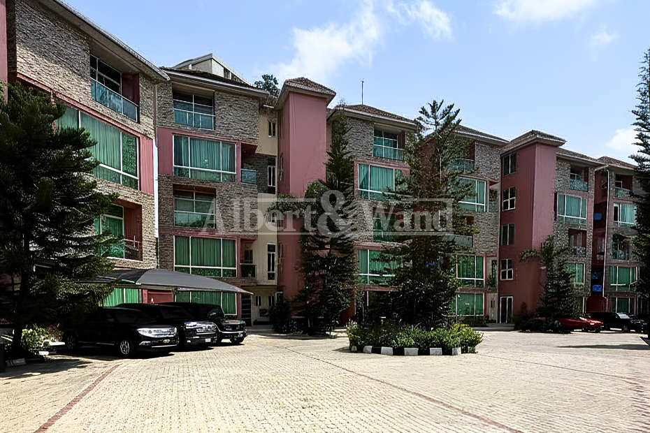 3 Bedroom Maisonette